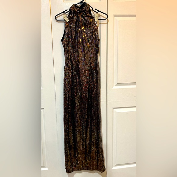 Adrianna Papell Evening Gown. Black lining with dark brown sequins. Size 8. - Picture 7 of 12